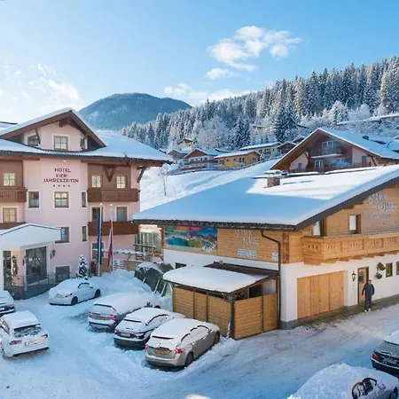 Vierjahreszeiten Hotel