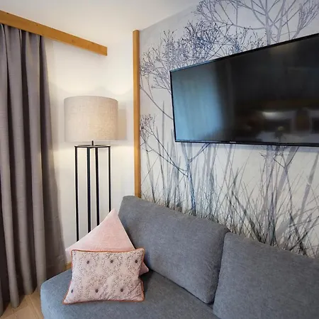 Vierjahreszeiten فندق