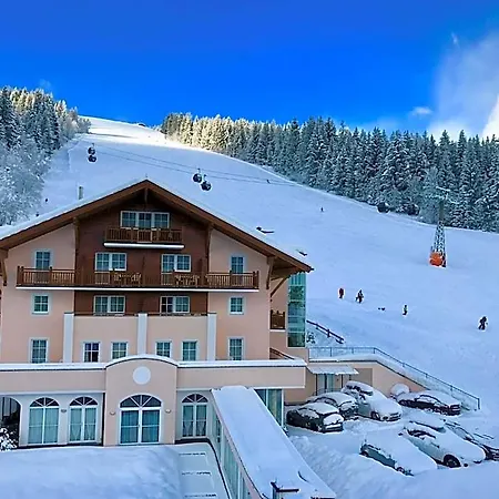 Vierjahreszeiten Hotel Flachau