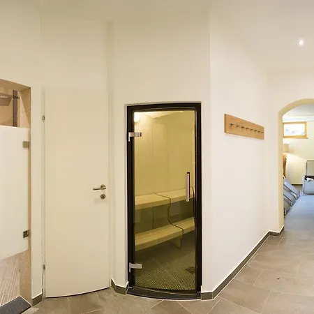 Hotel Vierjahreszeiten 4*