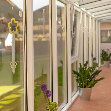 Vierjahreszeiten فندق