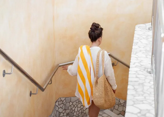 Vierjahreszeiten فندق فلاخاو